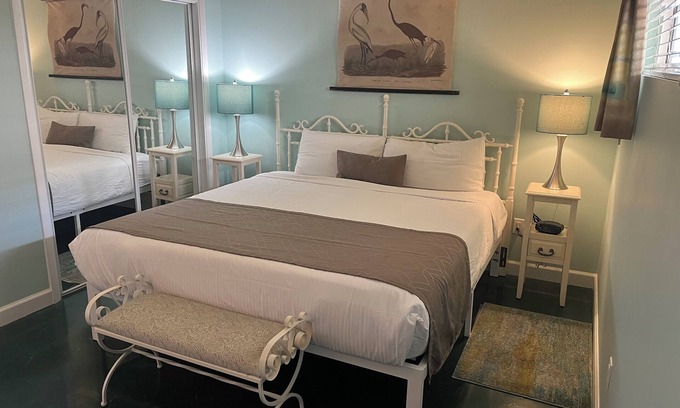 Wrightsville Beach Condo | Summer Sands- Isle Be There Room 406