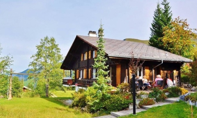 Lenk Apartment | Sumpfbödeli by Interhome