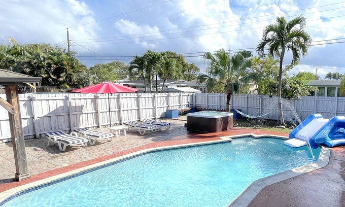 Driftwood Other | Sun and Fun-3 Bdrms-2 Bth-Pool-Jacuzzi-Games-For 6