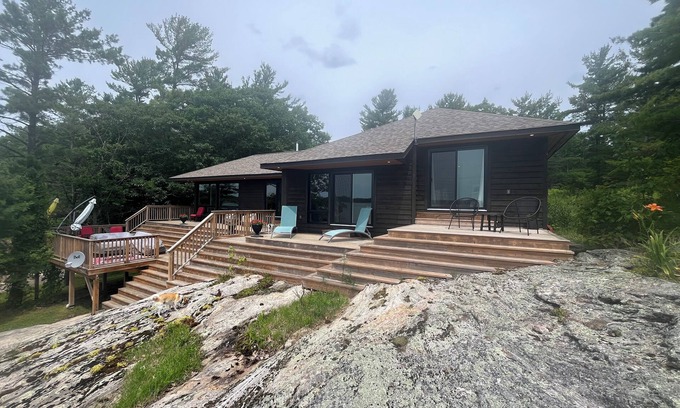 The Archipelago House | Sunset Heights: Modern Rustic Oasis on Georgian Bay
