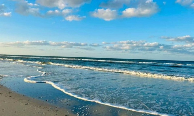 Biggar Apartment | Sun & Fun - Cozy Condo, Pool, Tennis, Beach Access