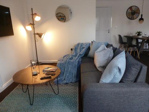 Stockton-on-Tees Apartment | Sun Gardens Luxe 2 Bed 2 Bath Apartment