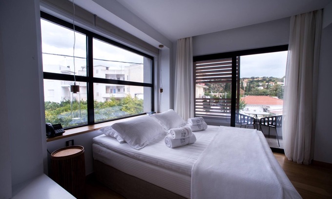 Nea Styra Hotel | Sunday Boutique Hotel