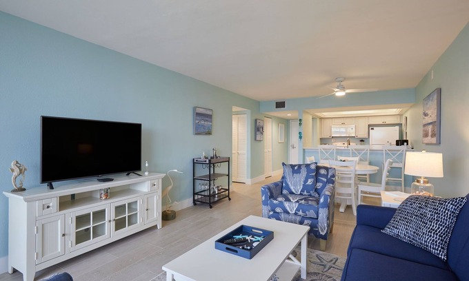 Sanibel Apartment | Sundial F407- Gorgeous Fully Equipped Condo