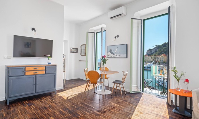 Lazaret Apartment | Sunlight Properties - Capitaine 54 - 1 Bed rental apartment, balcony, port view