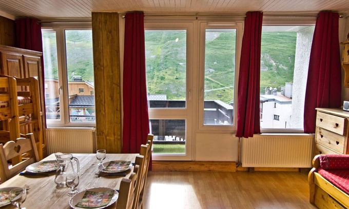 Val Claret Apartment | Sunny 25 m2 holiday apartment suitable for 4 people. Ski-in ski-out.