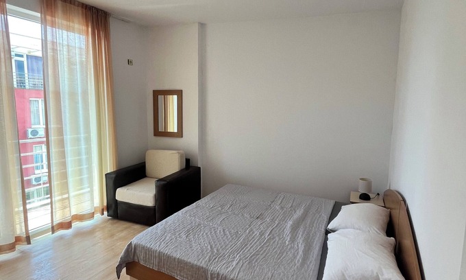 Burgas Apartment | Sunny Day 5 apartment