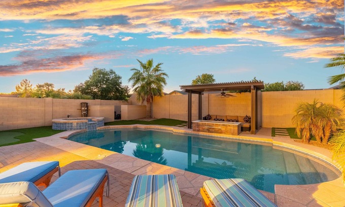 Castlegate House | Sunny Home w/Backyard Oasis in San Tan Valley!