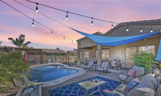 Surprise Farms House | Sunny home with private heated pool, high-speed WiFi, central AC & washer/dryer