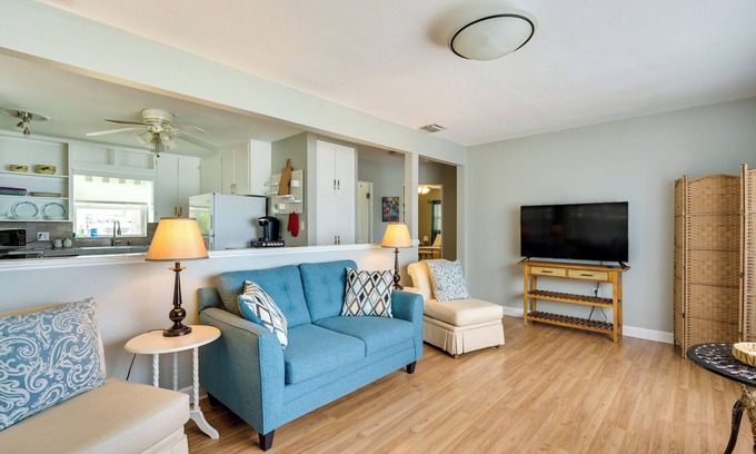 Lake Wales House | Sunny Lake Wales Getaway - 1 Mi to Downtown