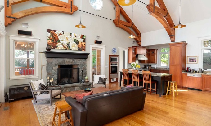 Mill Valley House | Sunny Mill Valley Custom Home Near SF & Wine Cntry
