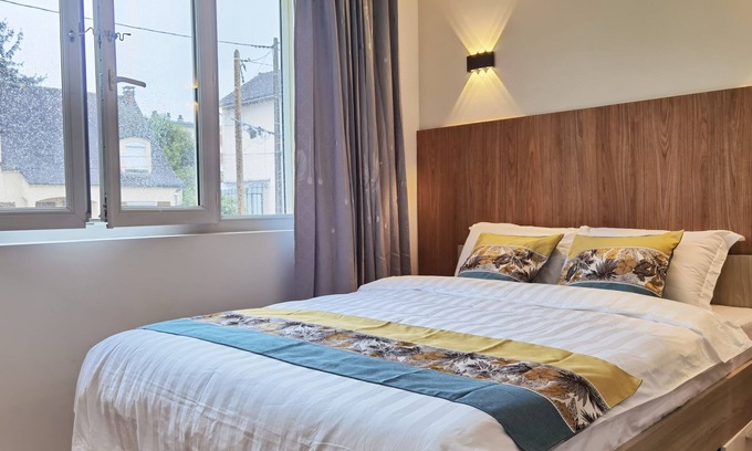 Villemomble Apartment | Sunny Private Studio/Free charging parking N3