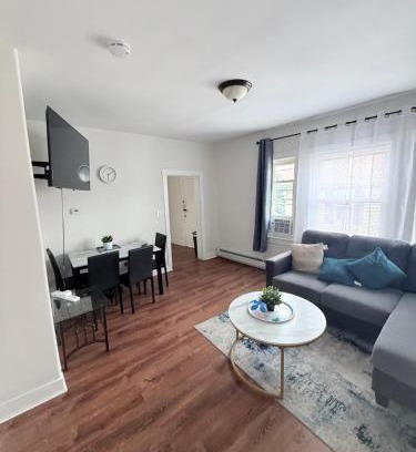 Fall River House | Sunny quiet private room
