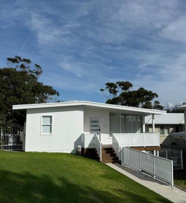 Shellharbour House | Sunny Rose