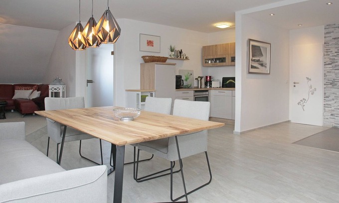 Groemitz Apartment | Sunny, spacious penthouse with pool and sauna