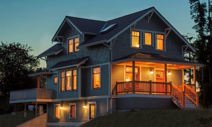 Sunnyland House | Sunnyland Craftsman Home - monthly rental