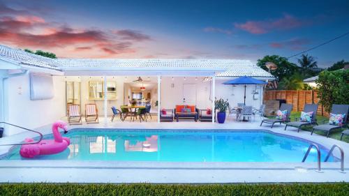 North Palm Beach House | Sunray Stays North Palm Beach