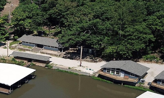 Sunrise Beach Cabin | Sunrise Shores Cabin 9 Lake Front with 2 POOLS! + WOOF