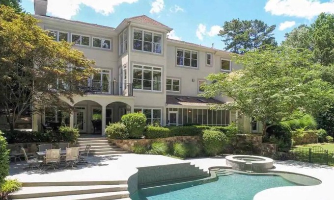 Flowery Branch House | Sunrise Villa - 7000 sf: 5 king/1 queen/7 single beds, heated pool, great views