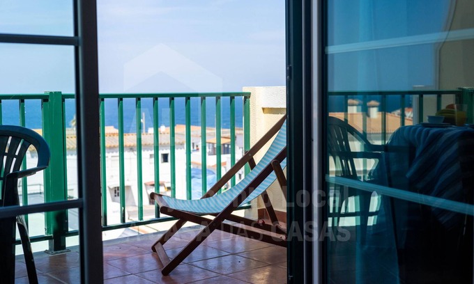 Ericeira Apartment | Sunset Apartment by Acasadascasas