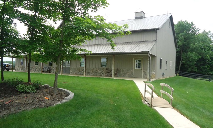 Amanda Apartment | Sunset Apartment- Peaceful Country Setting- Reasonable Distance to Hocking Hills