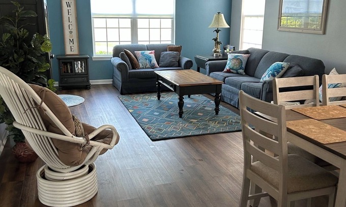 Sunset Beach Condo | Sunset Beach, You Will Love This Place! Beach, Golf, Restaurants & More.