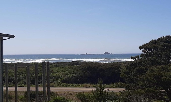 Gold Beach House | Sunset Cottage