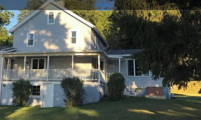 Union Springs House | Sunset Escape on Cayuga Lake. Kayaks provided.