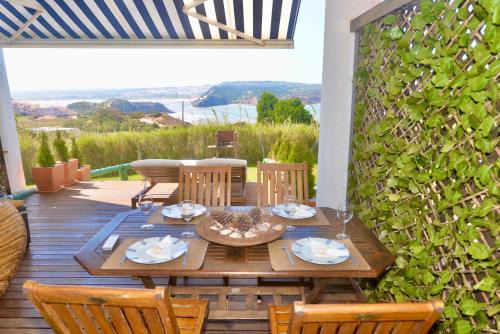 Sao Martinho do Porto Apartment | Sunset - Fantastic 1 bedroom apartment sleeps 4 in amazing complex