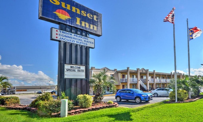Jacksonville Hotel | Sunset Inn