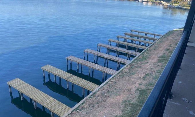 Seven Coves Condo | Sunset Lake House