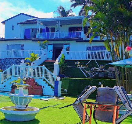 Margate Beach House | Sunset Roof