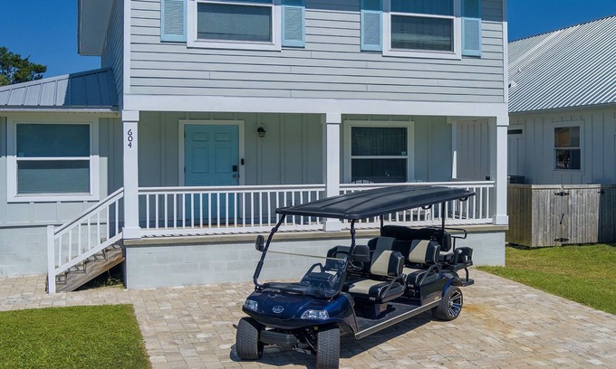 Vilano Beach House | Sunset & Sand Retreat: Heated Pool - King Bed