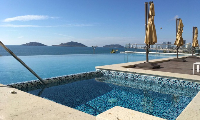 Mazatlan Condo | Sunset View Luxury 7th floor "Malecon -Oceanfront" Condo in beautiful Mazatlan.