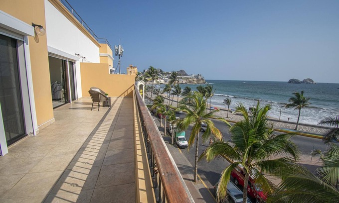 Downtown Mazatlan Condo | Sunsets every night- Olas Altas
