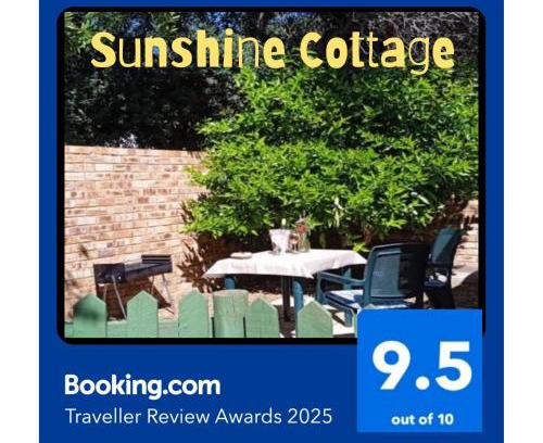 Fish Hoek Apartment | Sunshine Cottage