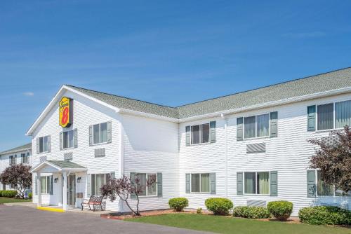 Canandaigua Hotel | Super 8 by Wyndham Canandaigua
