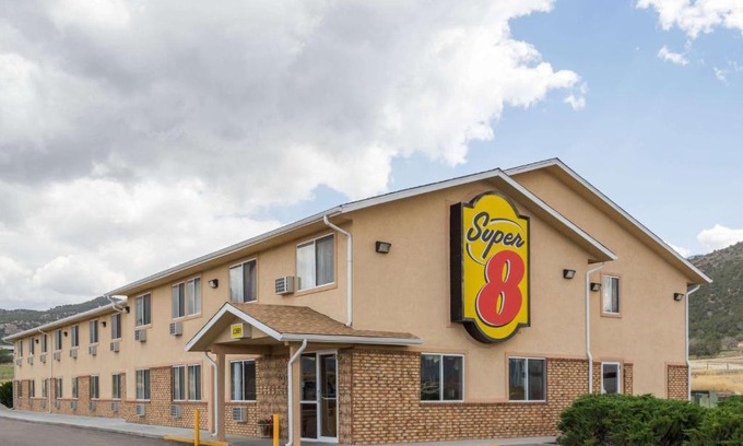 Nephi Hotel | Super 8 by Wyndham Nephi