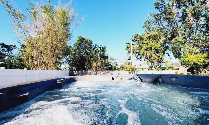 Naples Park House | Super close to the beach. Private Hot Tub Backyard