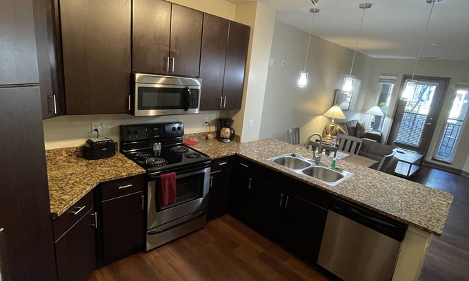 Downtown Indianapolis Apartment | Super cool in the HEART of Downtown Indy!