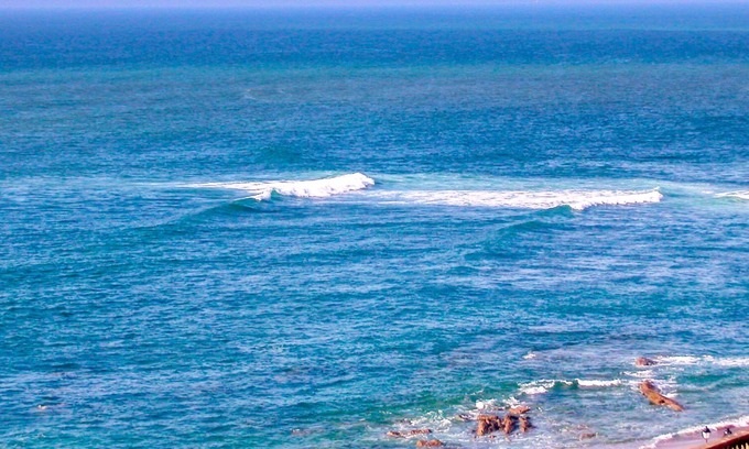 Guethary Apartment | SUPER STUDIO IN THE CENTER OF GUETHARY, WALKING DISTANCE TO THE BEACH + SEA VIEW