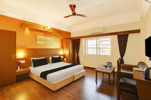 Kushalnagar Hotel | Super Townhouse Oak City Center Kushal Nagar