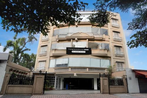 Bullawala Hotel | Super Townhouse Oak Rajpur Road Dehradun