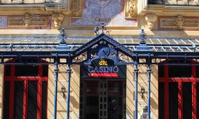 Neris-les-Bains Apartment | Superb apartment with panoramic view