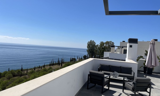 Almunecar Apartment | Superb apartment, 95m2 terrace, panoramic sea and mountain views, next to beach