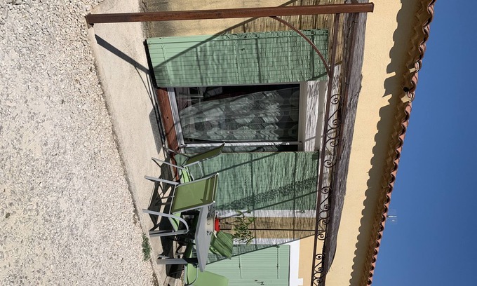 Allauch Apartment | Superb apartment: peace and quiet in Marseille