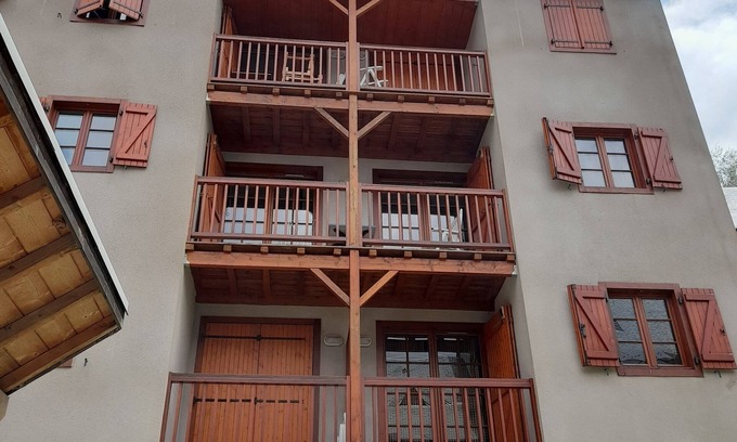 Cauterets Apartment | Superb apartment with heated outdoor pool in summer (July and August).