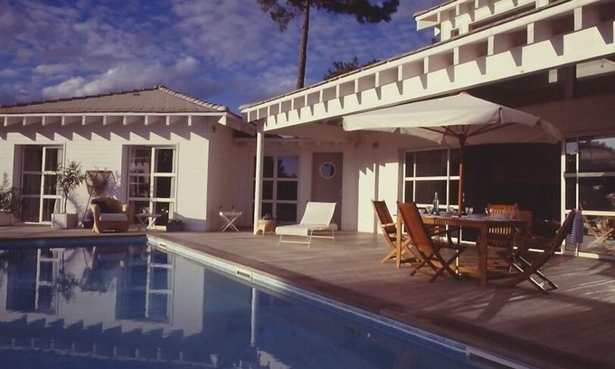 Le Canon Villa | Superb contemporary wooden villa with pool, between Basin and ocean