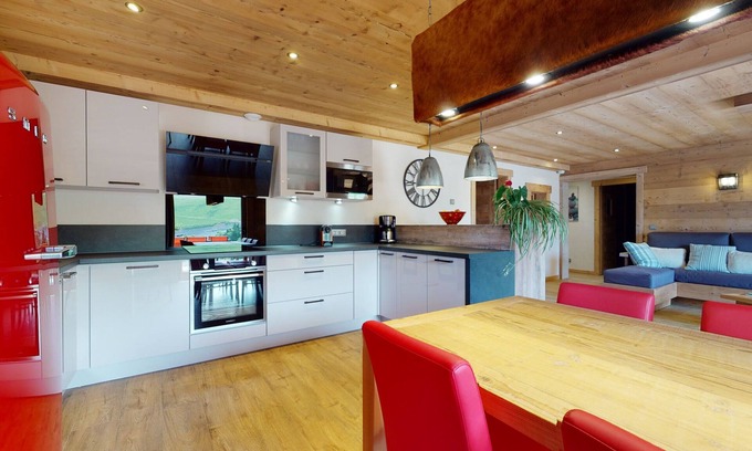 Le Chinaillon Ski Chalet | Superb flat for 6/8 people-authentic chalet