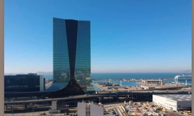 Euromed - La Joliette Apartment | Superb new apartment T3 of 71m2 in residence in Marseille